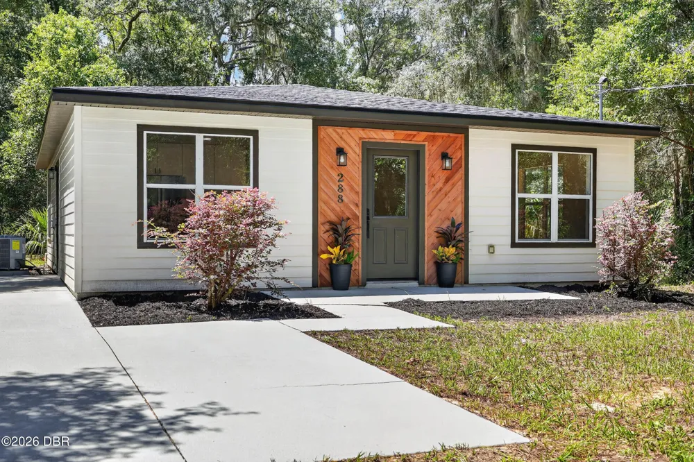 288 Mcmillon Drive Orange City, FL 32763
