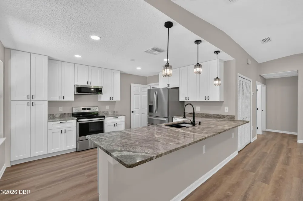 288 Mcmillon Drive Orange City, FL 32763