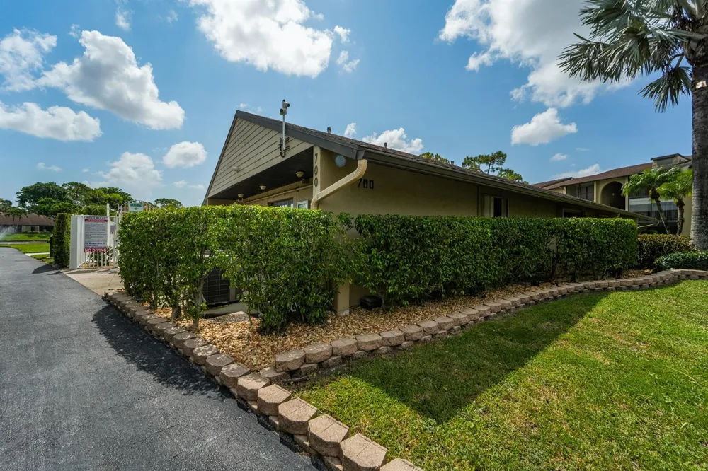 728 Sunny Pine Way #A1 