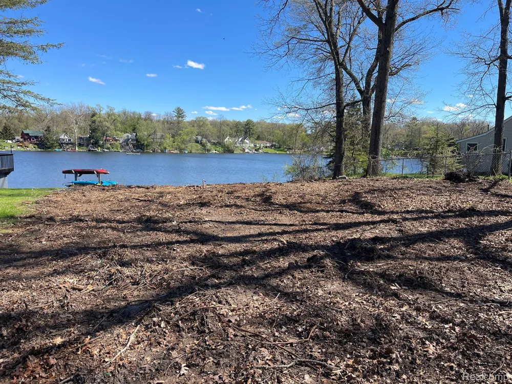 CLARK LAKE ROAD Brighton Township, MI 48114