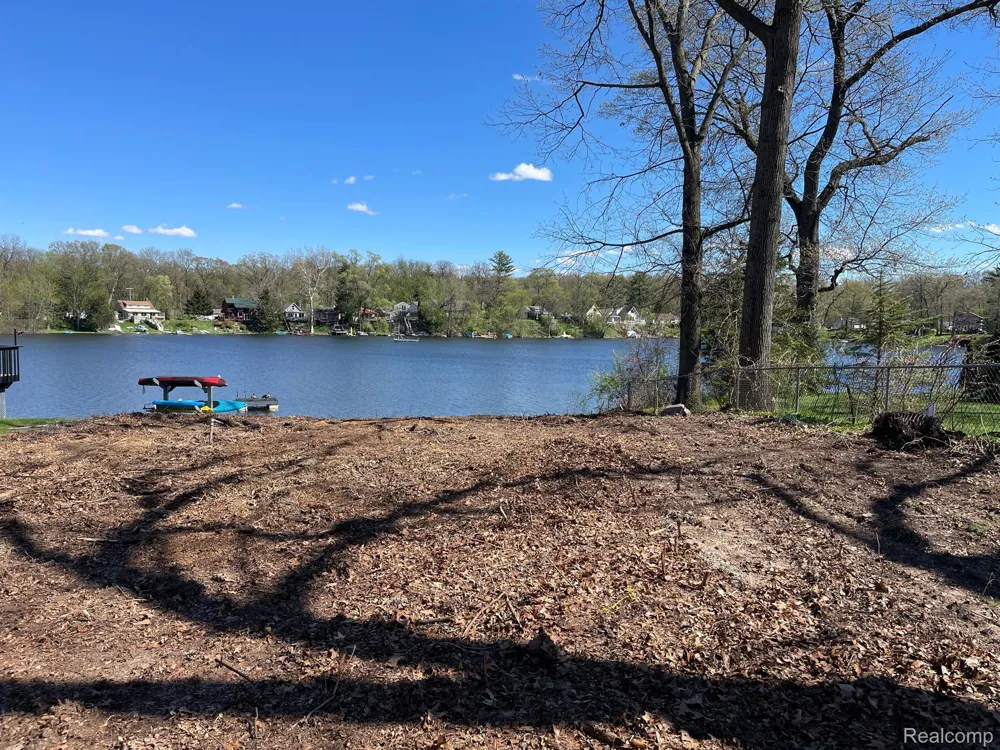 CLARK LAKE ROAD Brighton Township, MI 48114