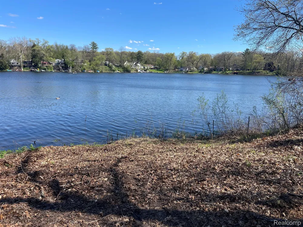 CLARK LAKE ROAD Brighton Township, MI 48114