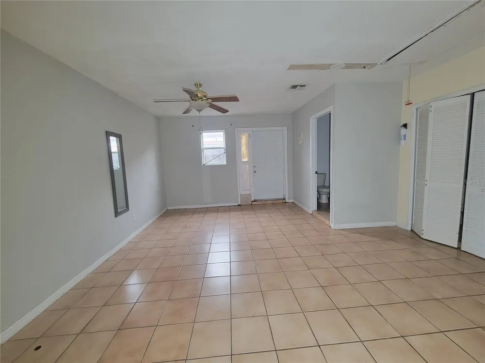9827 DEAN COVE LANE Orlando, FL 32825