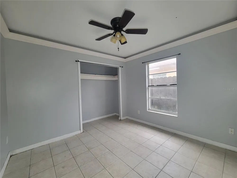 9827 DEAN COVE LANE Orlando, FL 32825
