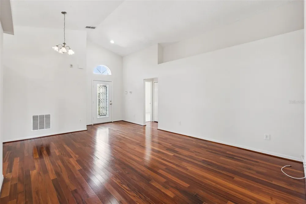 617 RESTON PLACE Davenport, FL 33897