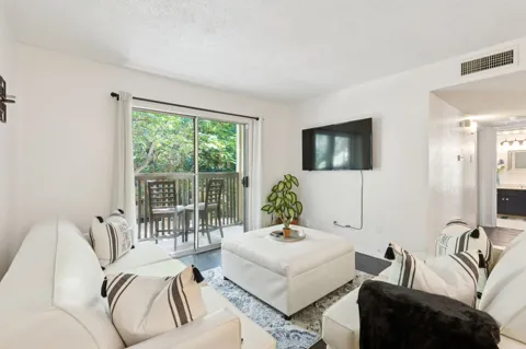4845 Cedar Springs Road #173