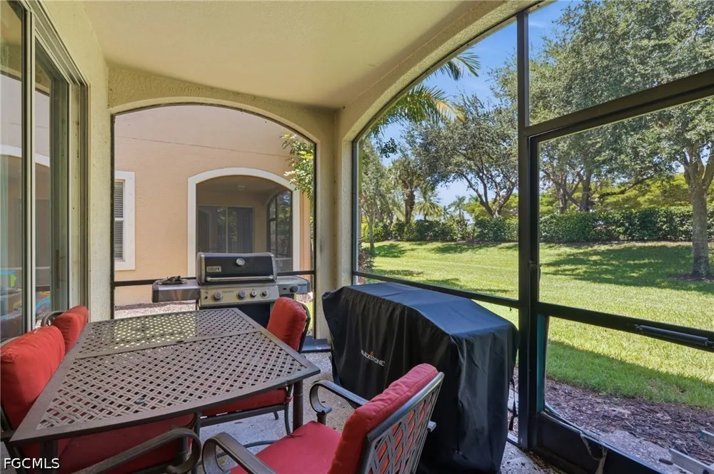 Larino Loop Estero, FL 33928
