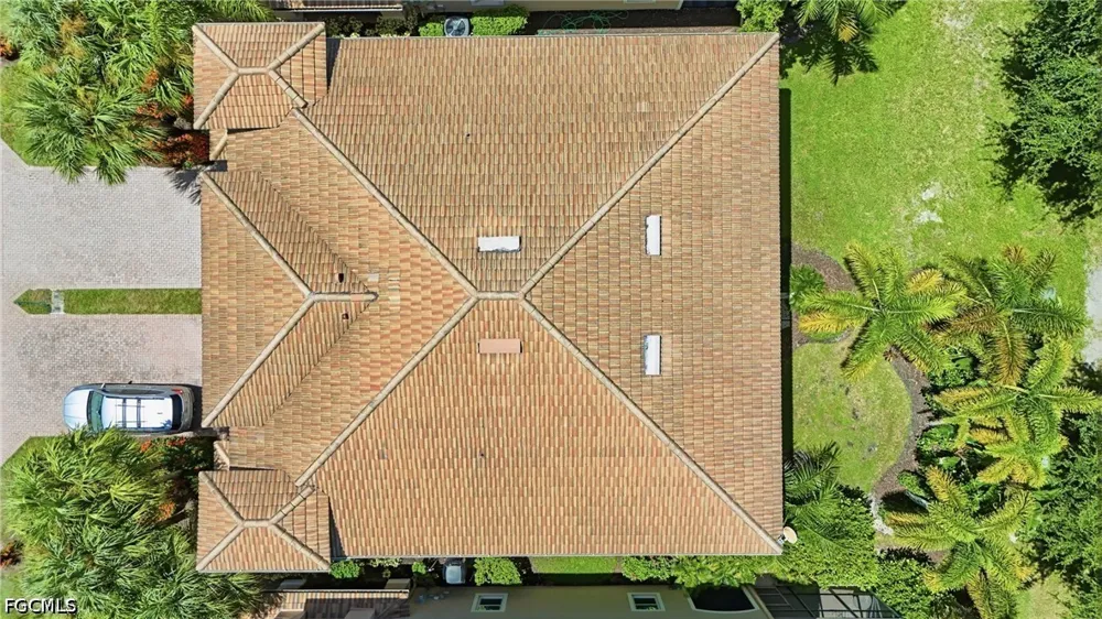 Larino Loop Estero, FL 33928
