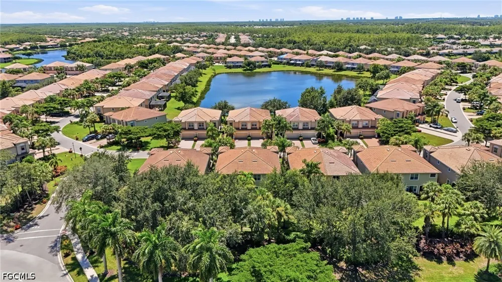 Larino Loop Estero, FL 33928