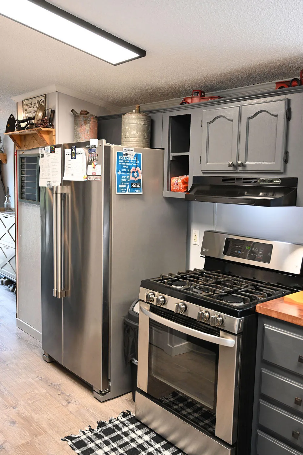 931 W Barney Avenue Muskegon, MI 49441