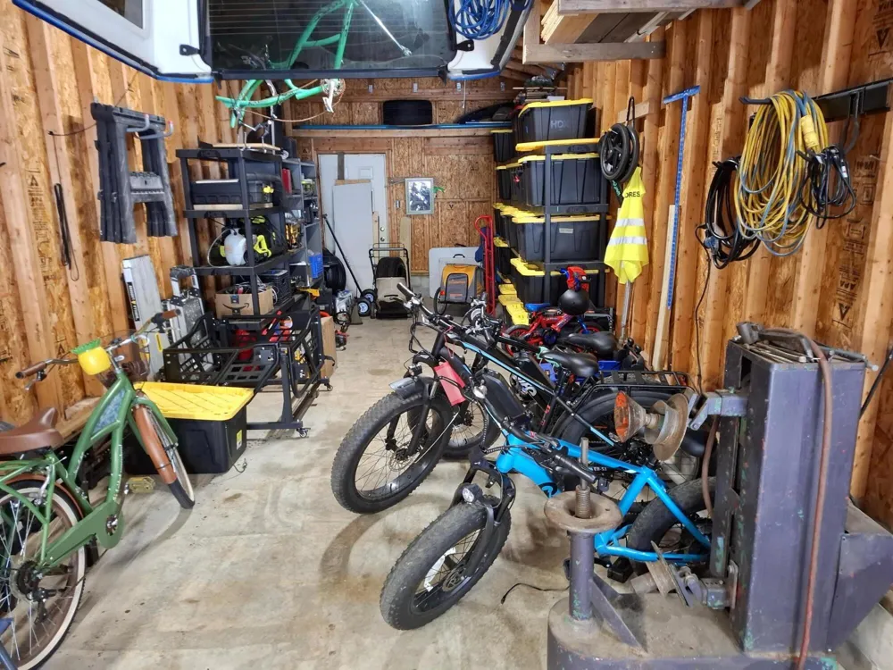 931 W Barney Avenue Muskegon, MI 49441