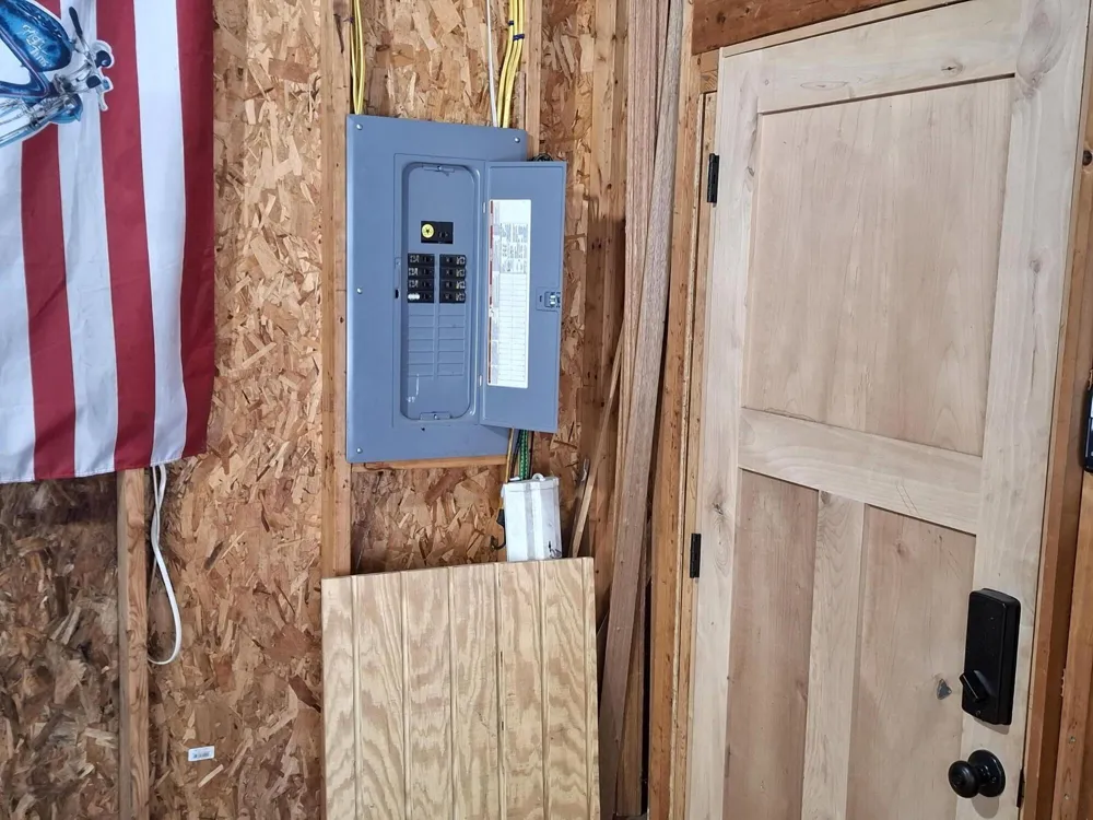 931 W Barney Avenue Muskegon, MI 49441