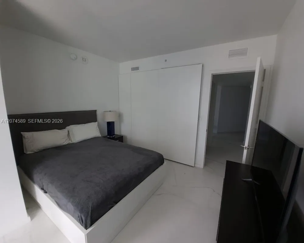 1300 S Miami Ave #2501 Miami, FL 33130
