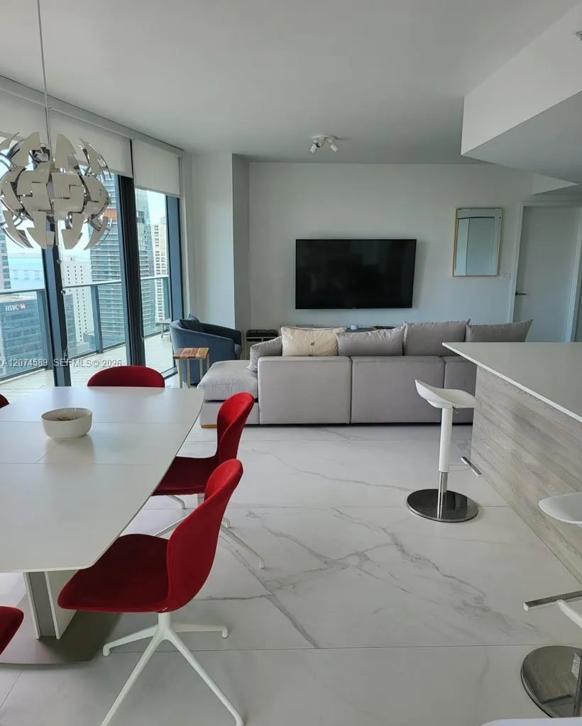 1300 S Miami Ave #2501 Miami, FL 33130