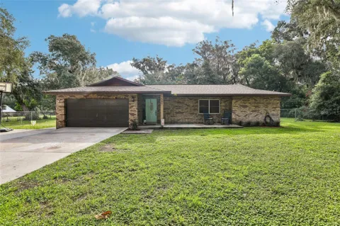 580 HEATHER COURT