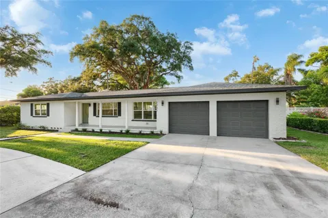 1732 LAKEVIEW ROAD