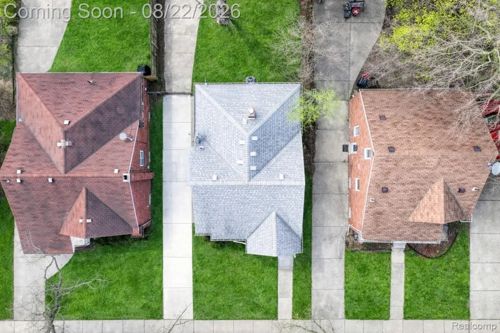 11395 Hazelton Redford Charter Township, MI 48239