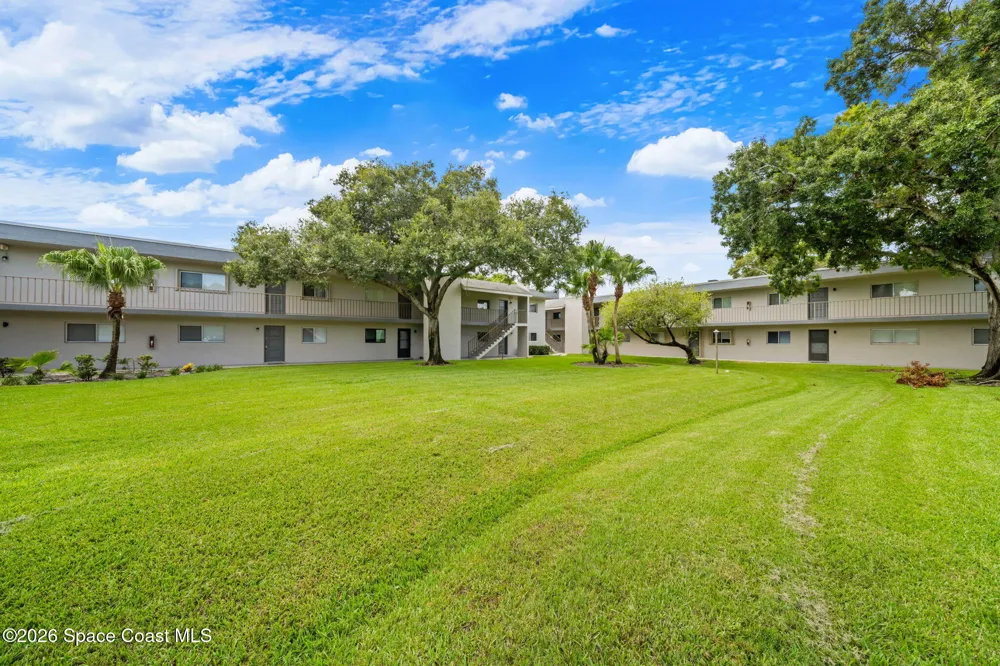 2975 Thrush Drive #235 Melbourne, FL 32935