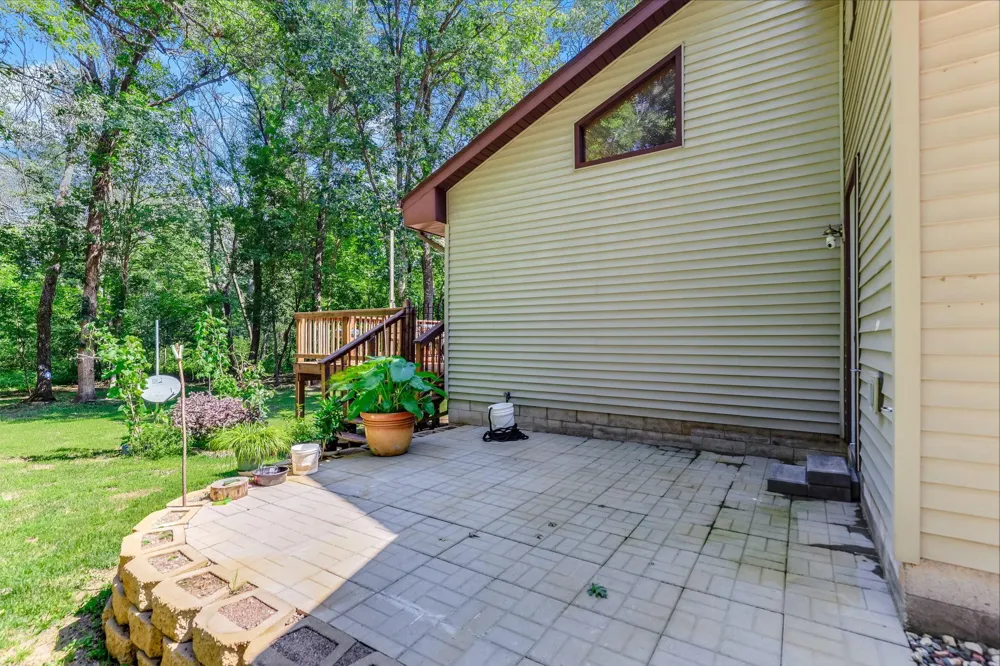 10960 385th Street North Branch, MN 55056