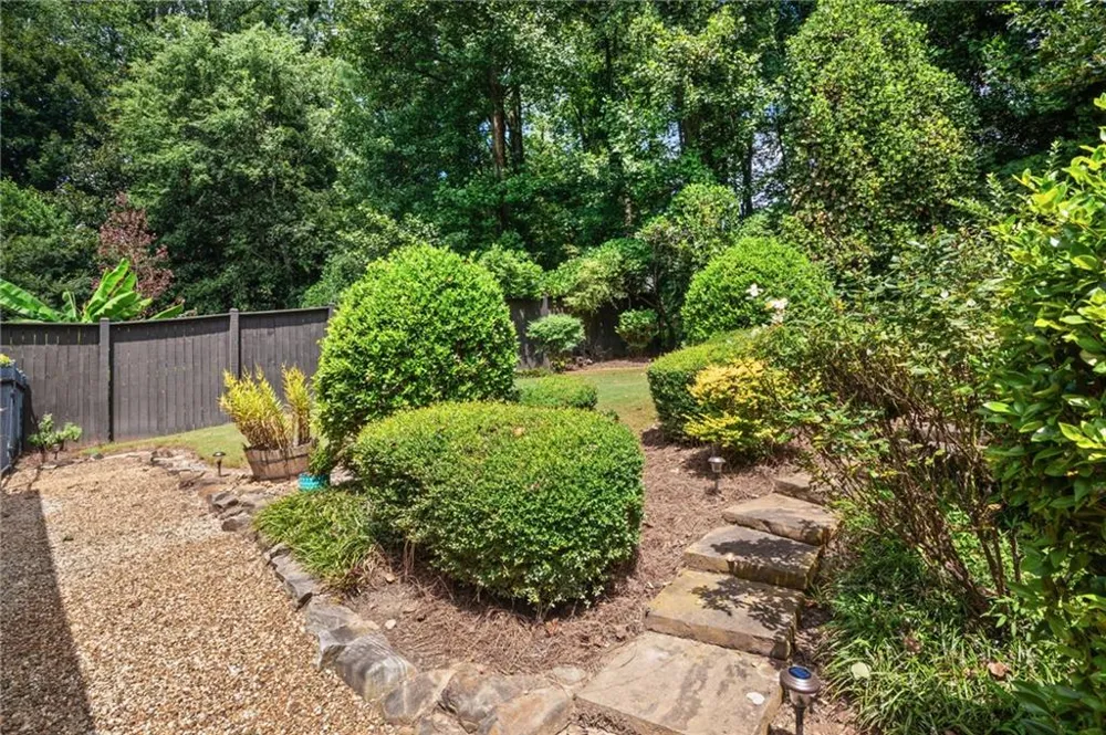 175 Forrest Lake Drive Sandy Springs, GA 30327