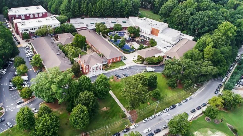 175 Forrest Lake Drive Sandy Springs, GA 30327
