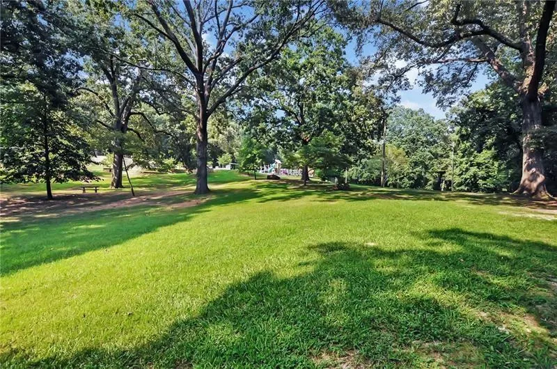 175 Forrest Lake Drive Sandy Springs, GA 30327