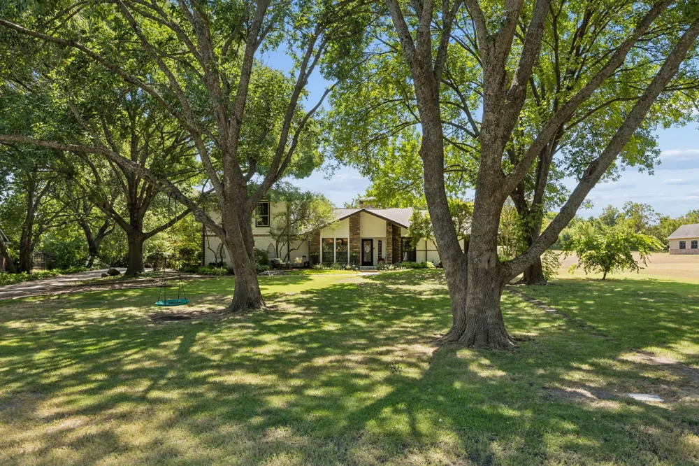 520 Cottonwood Place Fairview, TX 75069
