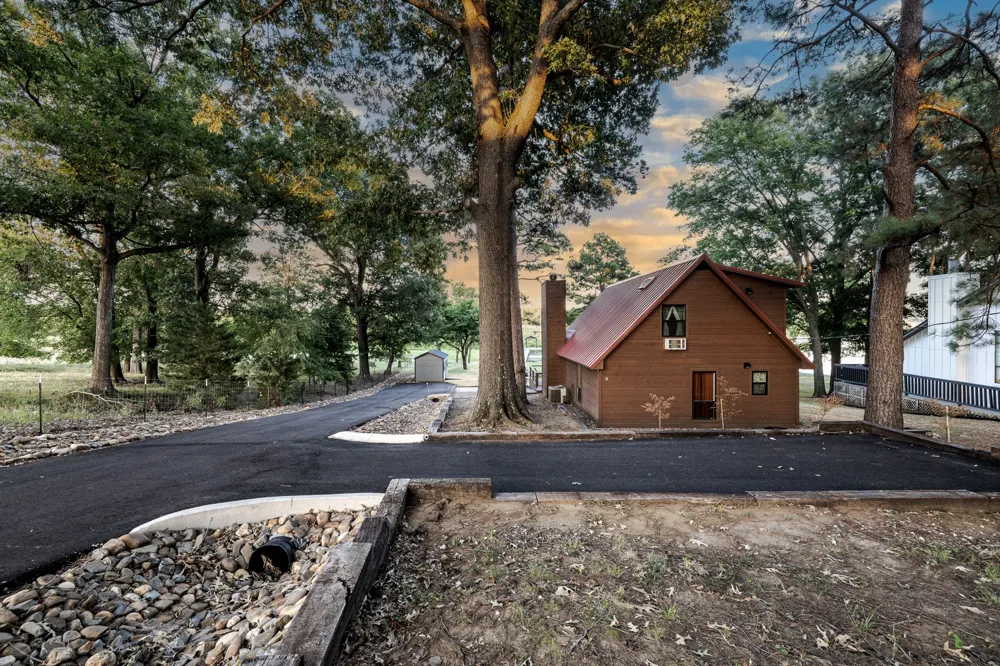 61 Rocky Point Road Mount Vernon, TX 75457