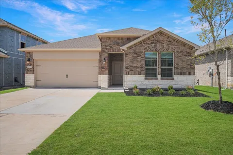 2145 Hunter Lane