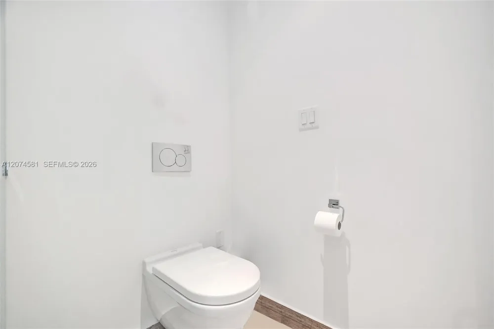 3250 NE 188th St #501 Aventura, FL 33180