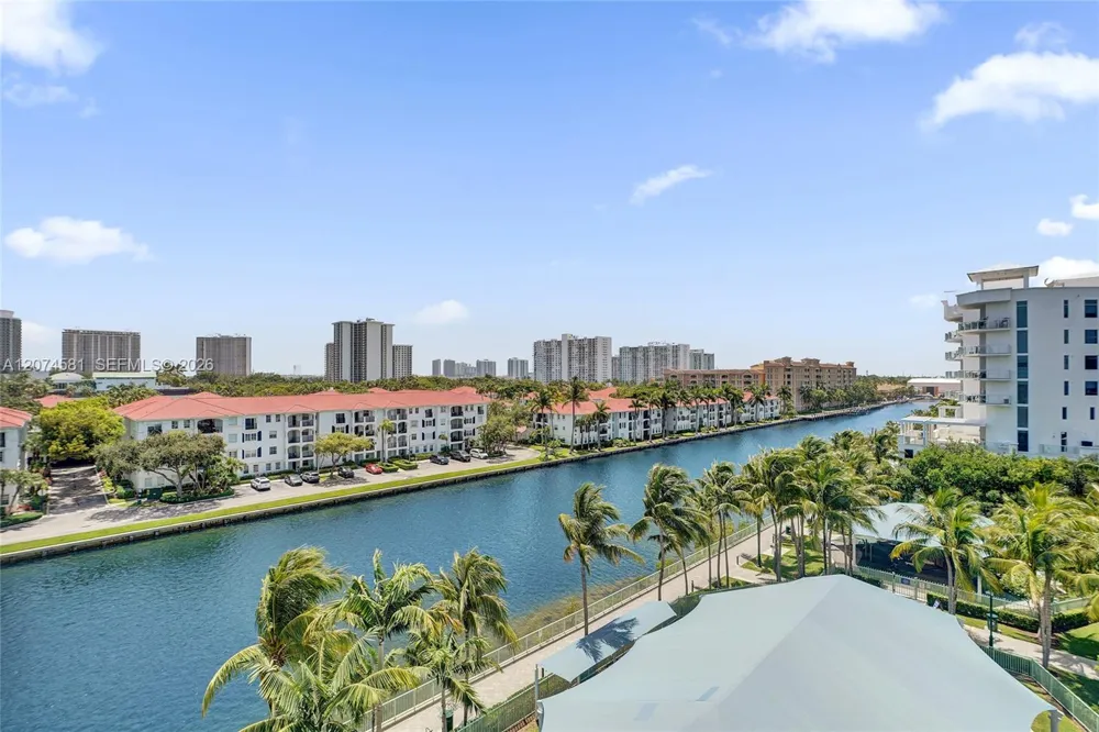 3250 NE 188th St #501 Aventura, FL 33180