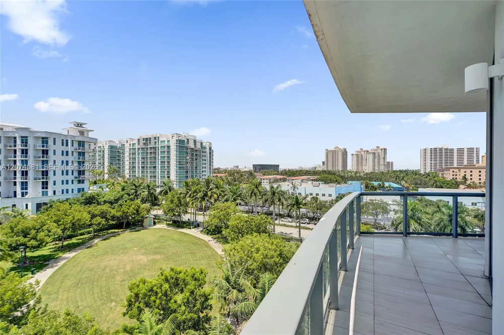 3250 NE 188th St #501 Aventura, FL 33180