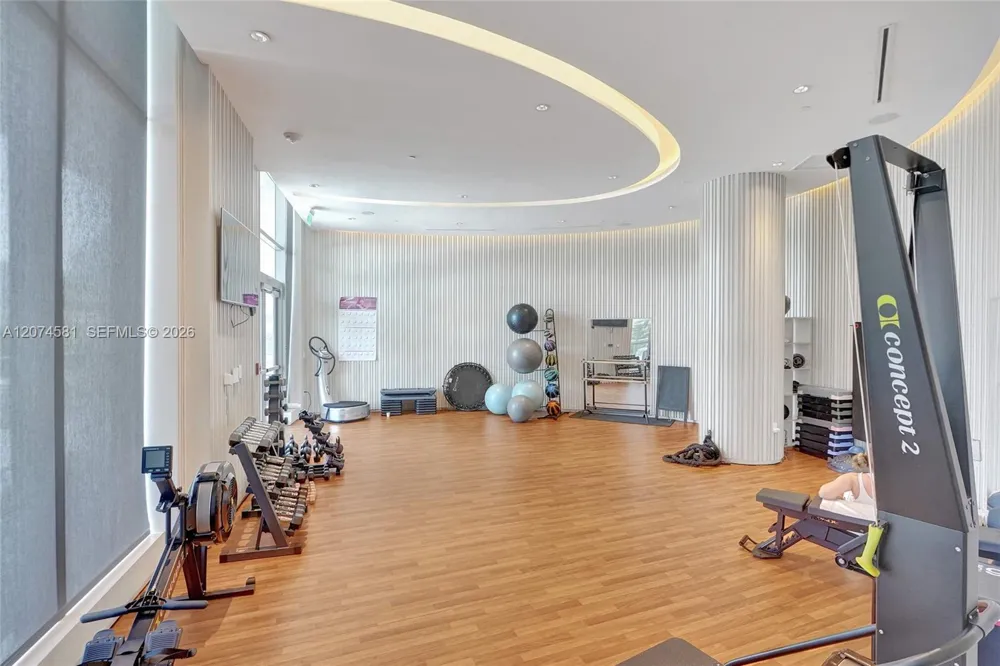 3250 NE 188th St #501 Aventura, FL 33180