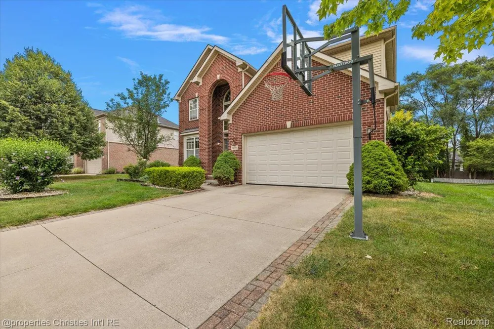 24354 Amanda Lane Novi City, MI 48375