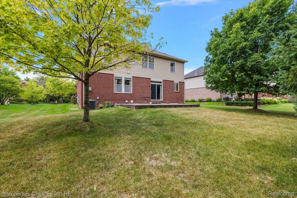 24354 Amanda Lane Novi City, MI 48375