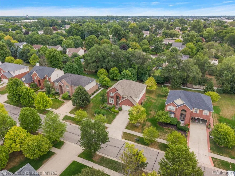 24354 Amanda Lane Novi City, MI 48375