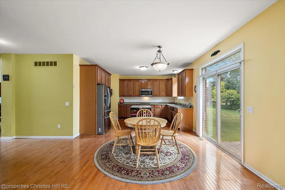 24354 Amanda Lane Novi City, MI 48375