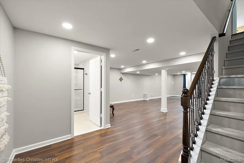 24354 Amanda Lane Novi City, MI 48375