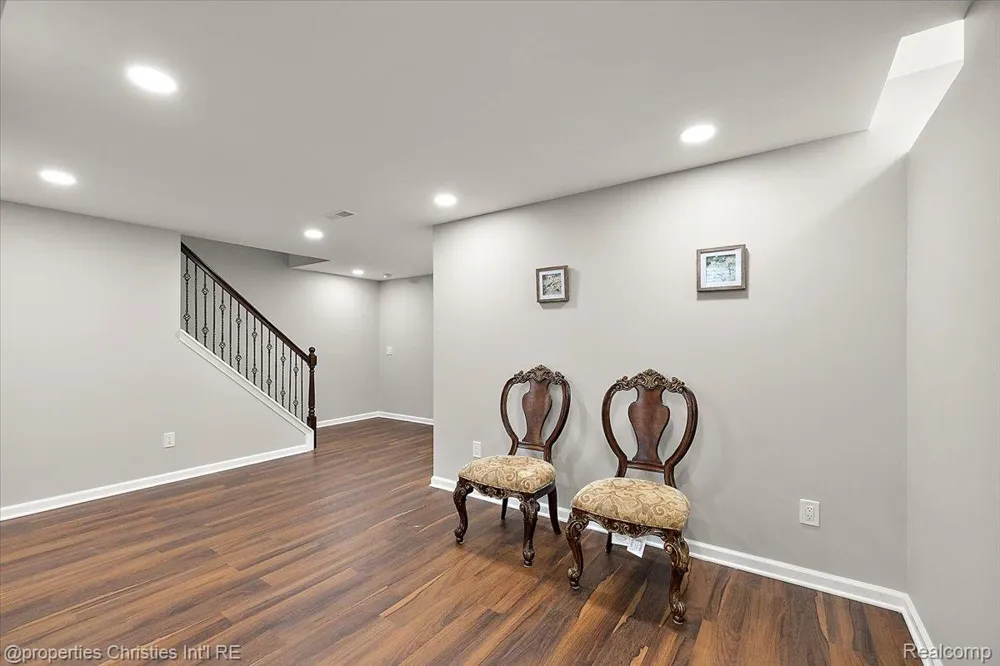 24354 Amanda Lane Novi City, MI 48375