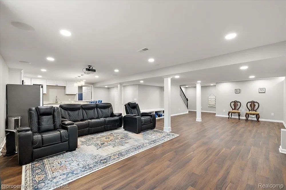 24354 Amanda Lane Novi City, MI 48375