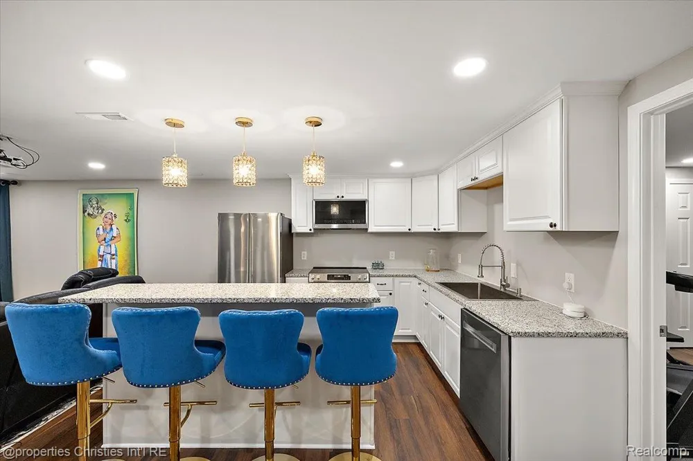 24354 Amanda Lane Novi City, MI 48375