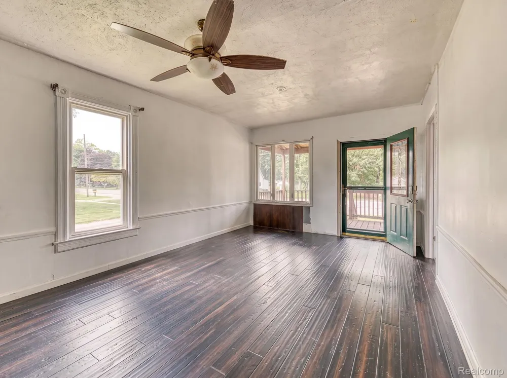 349 Monroe Street Carleton Village, MI 48117