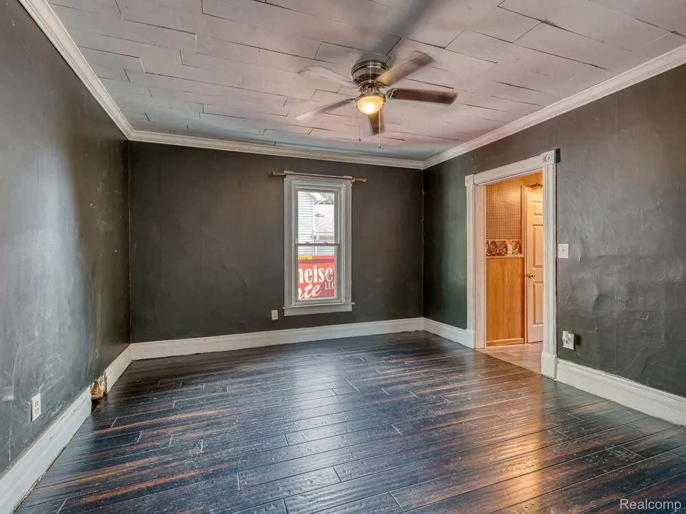 349 Monroe Street Carleton Village, MI 48117