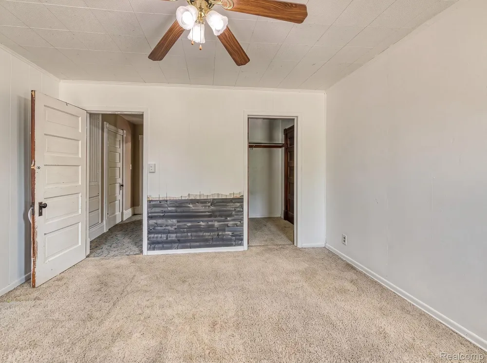 349 Monroe Street Carleton Village, MI 48117