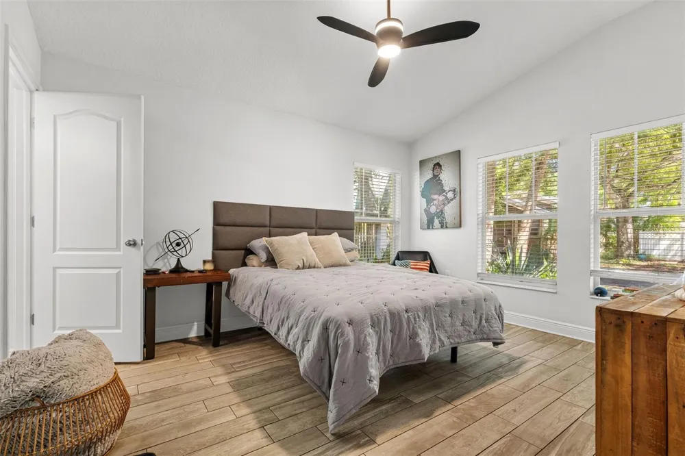 325 WISCONSIN COURT S St Petersburg, FL 33705