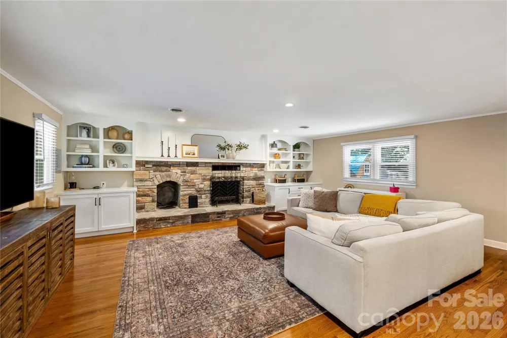 213 Dogwood Drive Mount Holly, NC 28120