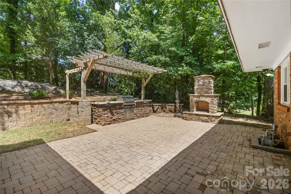213 Dogwood Drive Mount Holly, NC 28120