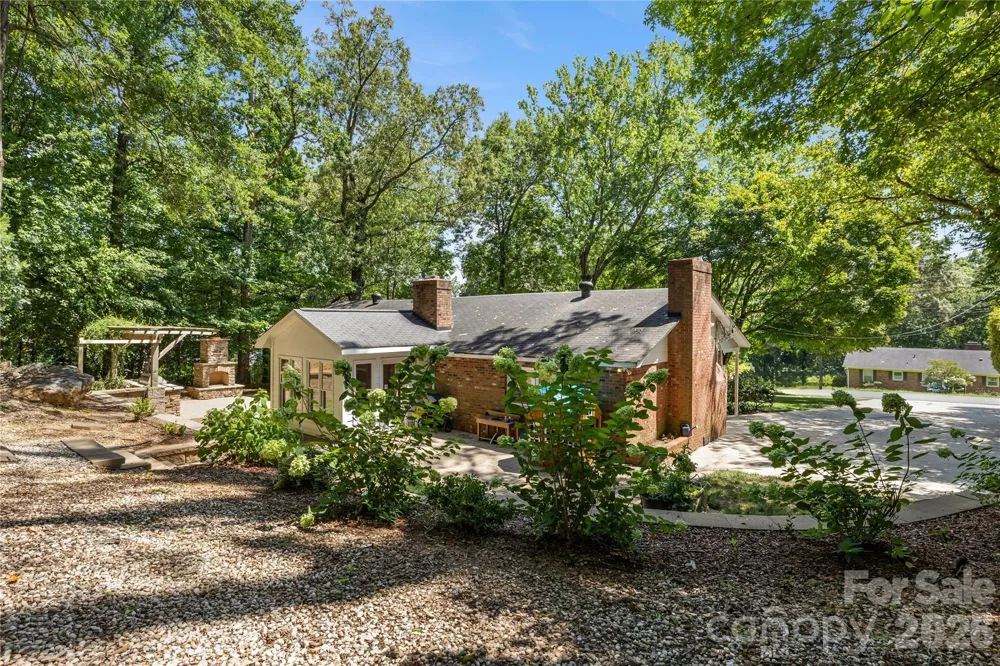 213 Dogwood Drive Mount Holly, NC 28120