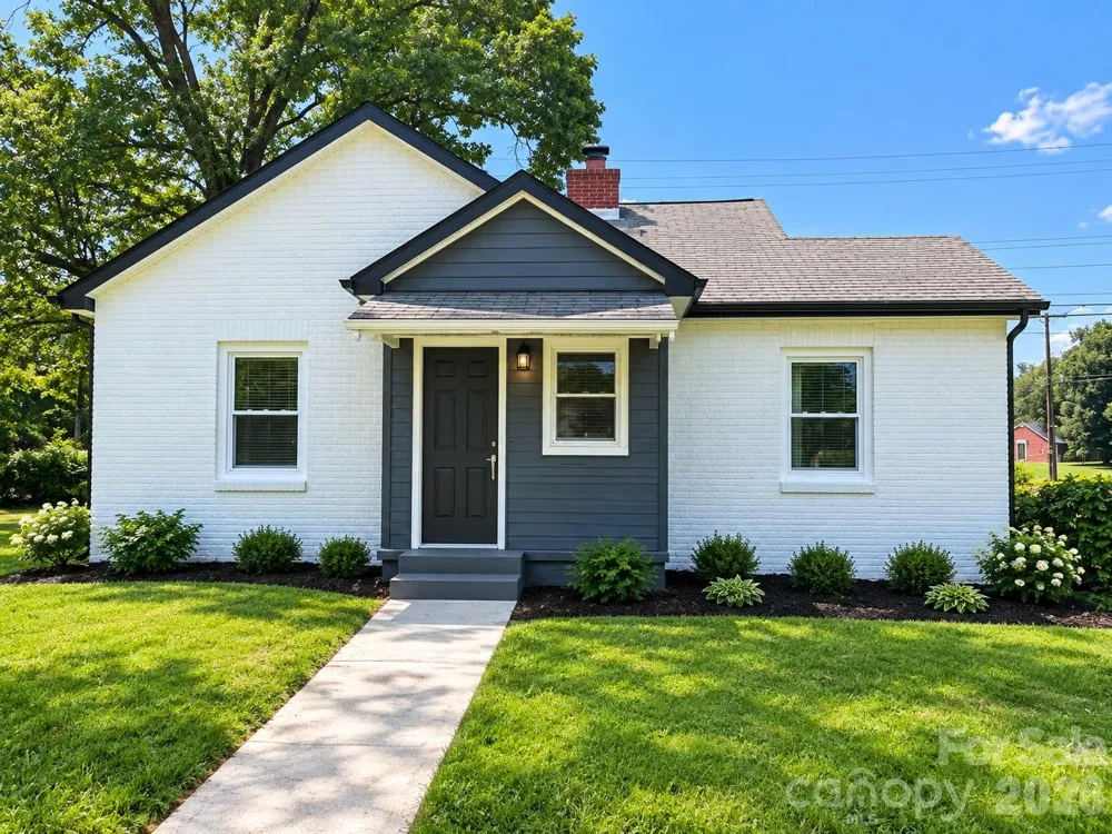 302 S Myrtle School Road Gastonia, NC 28052