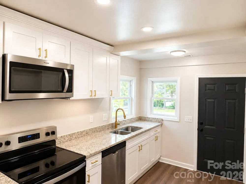302 S Myrtle School Road Gastonia, NC 28052